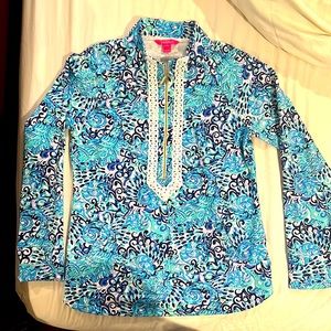 Lilly Pulitzer popover with kangaroo pocket